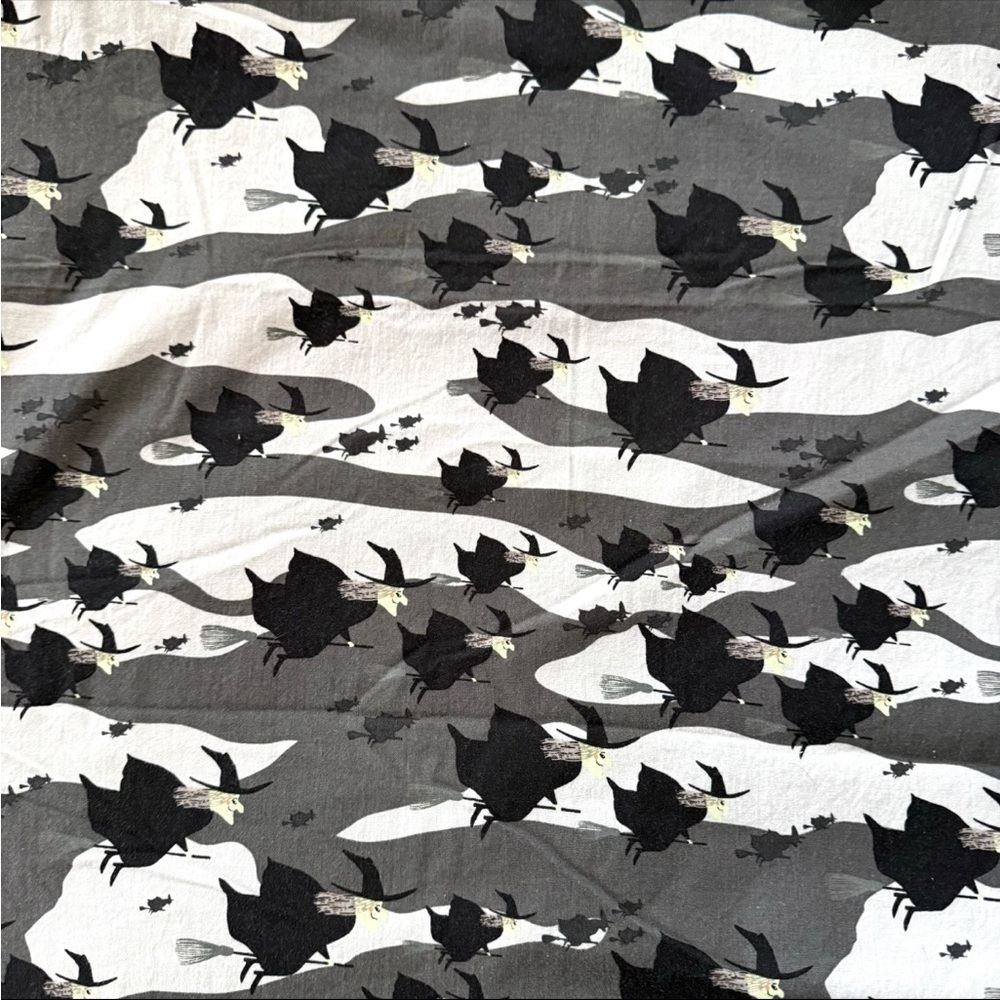 Riley Blake Haunted House Flying Witch Halloween Quilting Cotton 6 Yards Carta B